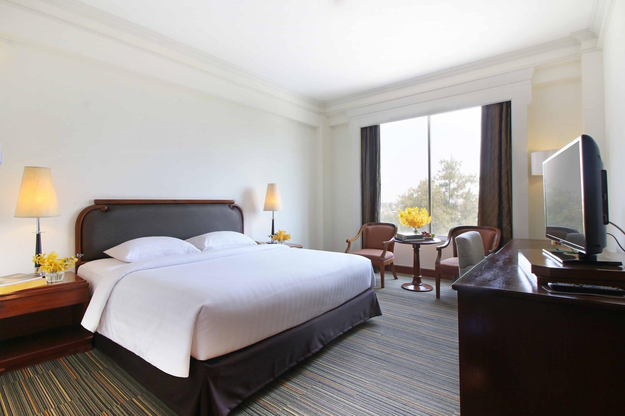 The Imperial Hotel & Convention Centre Korat Nakhonratcsaszima Kültér fotó