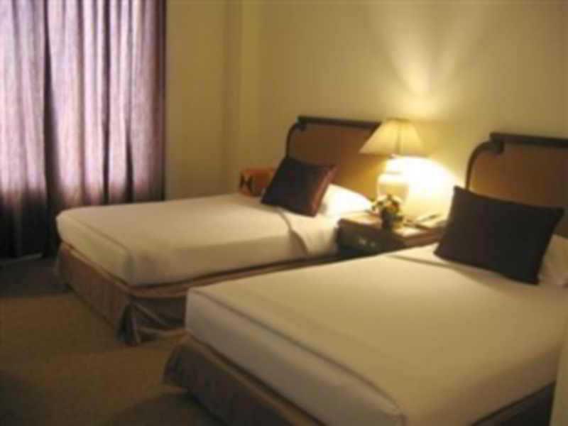 The Imperial Hotel & Convention Centre Korat Nakhonratcsaszima Kültér fotó