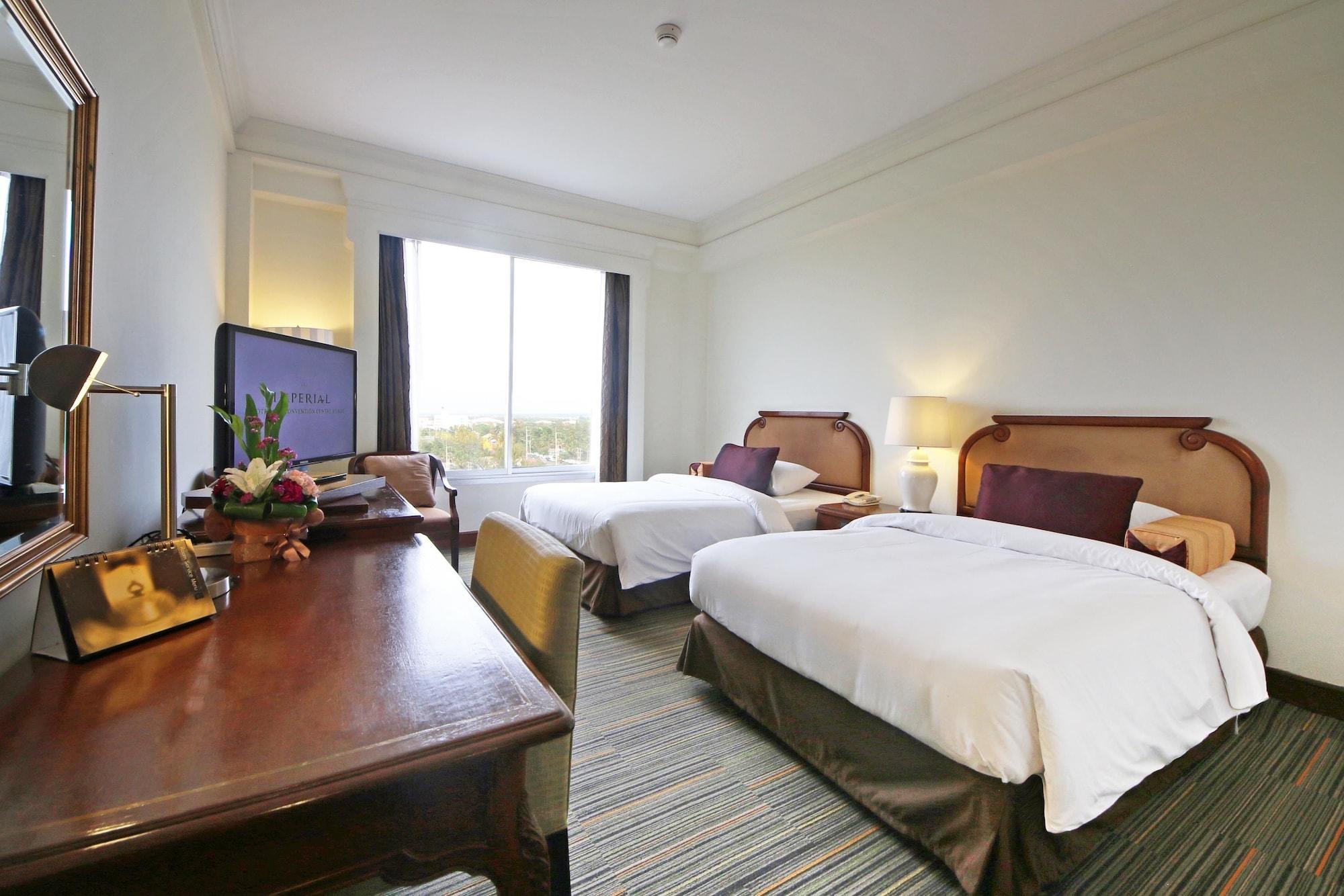 The Imperial Hotel & Convention Centre Korat Nakhonratcsaszima Kültér fotó