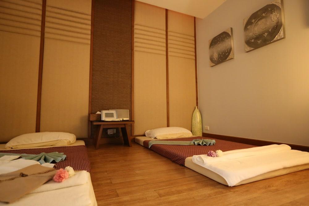 The Imperial Hotel & Convention Centre Korat Nakhonratcsaszima Kültér fotó