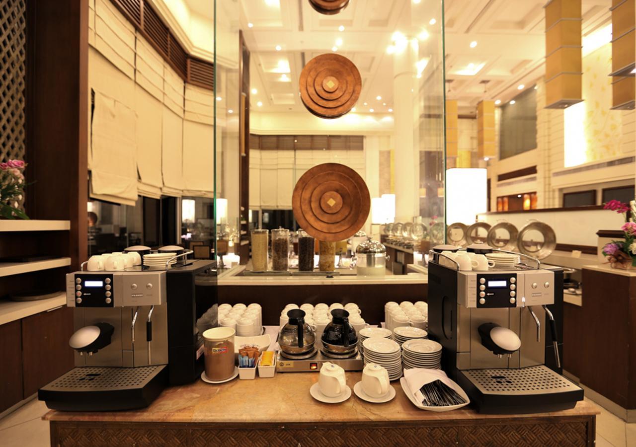 The Imperial Hotel & Convention Centre Korat Nakhonratcsaszima Kültér fotó