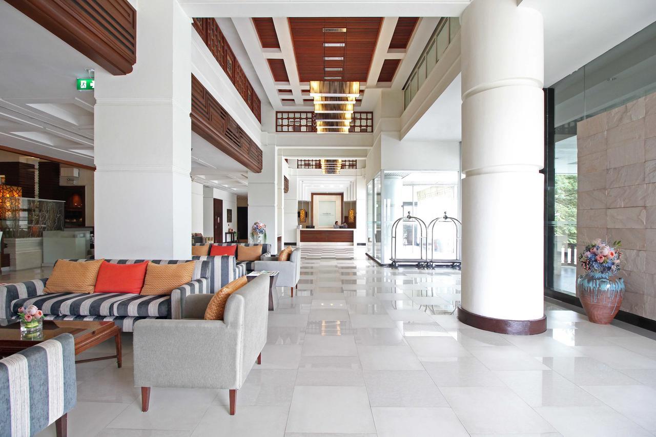 The Imperial Hotel & Convention Centre Korat Nakhonratcsaszima Kültér fotó